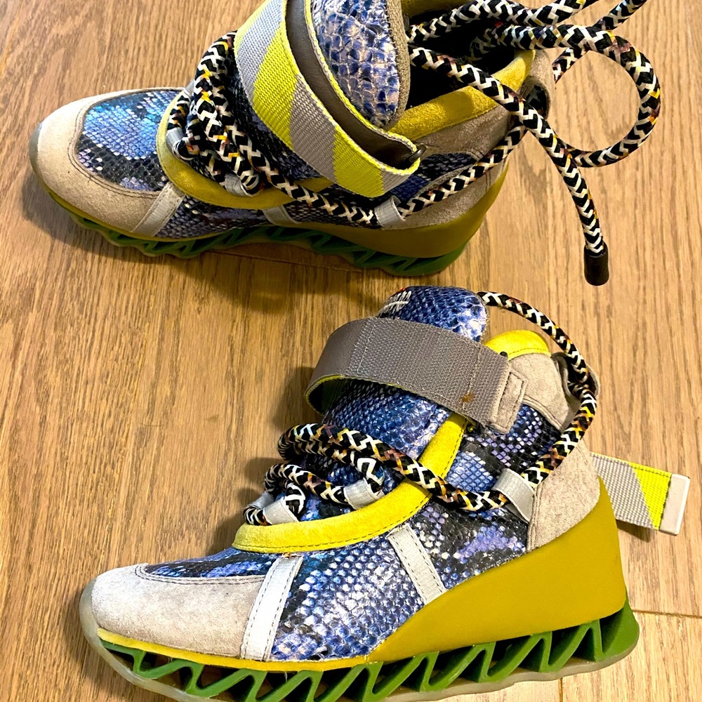 Camper boots